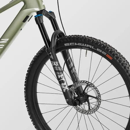 Canyon Neuron:ONfly CF 8 – Kraftvolles E-Mountainbike mit Carbonrahmen
